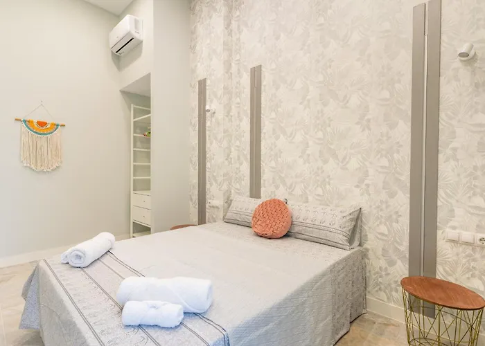 Invalencia - Noja Apartment *